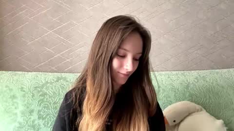 Hello Viola here   Help me to make 50 thumbs up 333 online show from 7, 3, 2026