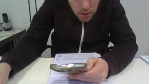 truble_again online show from 16, 4, 2026