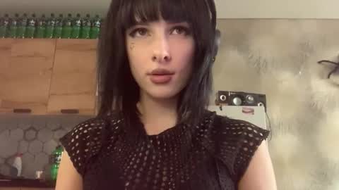 Poly online show from 16, 3, 2026