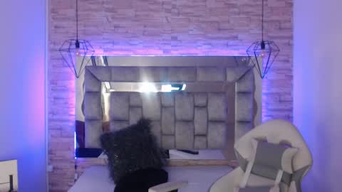   online show from 24, 2, 2025