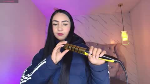   online show from 8, 11, 2025