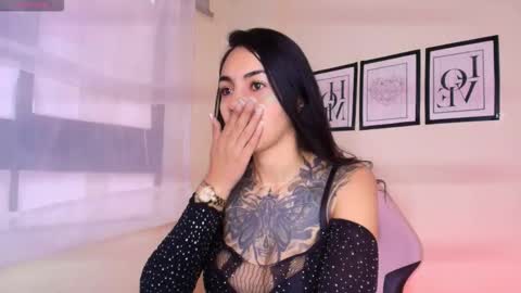   online show from 1, 12, 2025