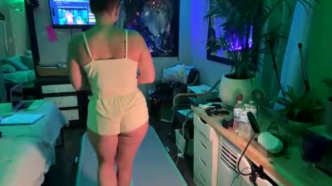 Snapshot of trugreeneyes92 chatting on 17, 11, 2025 trugreeneyesubslut online show from 17, 11, 2025