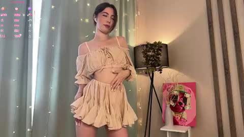Snapshot of try_skip_me chatting on 27, 7, 2026 Molly online show from 27, 7, 2026