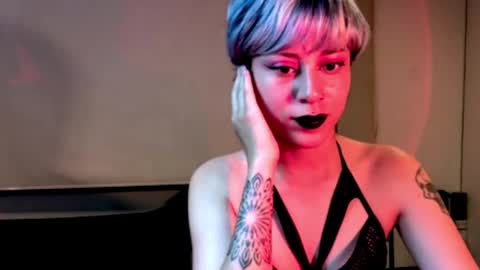 Cait online show from 5, 2, 2025