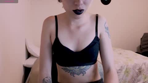 Cait online show from 21, 10, 2025