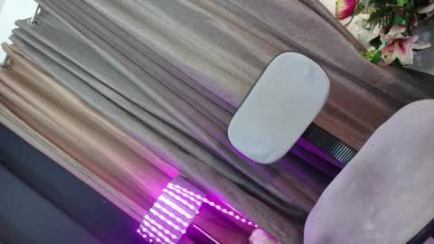 Chloe online show from 12, 12, 2024