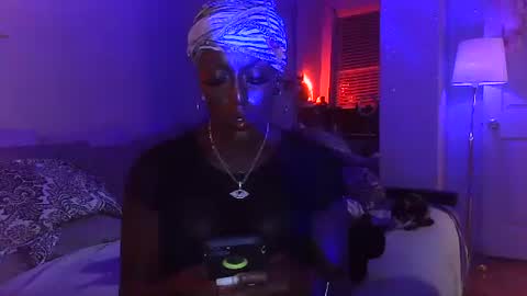 Amber White online show from 19, 9, 2025