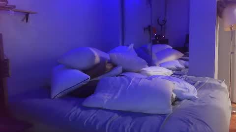 Amber White online show from 26, 9, 2025