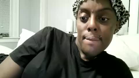 Amber White online show from 7, 5, 2026