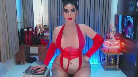 Snapshot of tsbubblebutt chatting on 7, 1, 2025 Tsbubblebutt online show from 7, 1, 2025