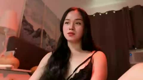 Snapshot of tsnathaliasilvana chatting on 7, 7, 2026 Bella Ratbu online show from 7, 7, 2026