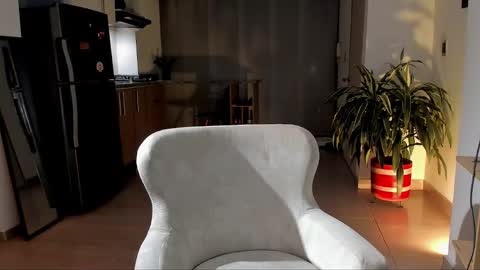 Tsuky online show from 11, 11, 2025