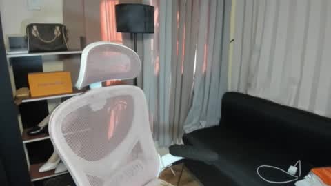 tsuncutmargauxx online show from 14, 12, 2025