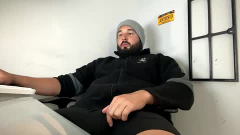 Stimulation make me Cum in Public or in Pvt   online show from 3, 4, 2026