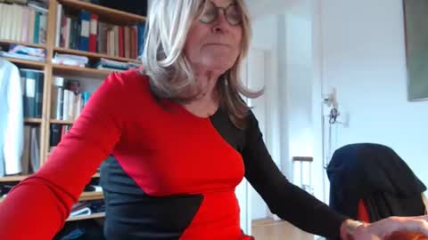 FINN but call me NANNA online show from 5, 11, 2025