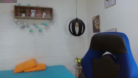 tulunaroja online show from 25, 11, 2025