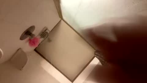 Snapshot of tunamitts chatting on 18, 9, 2025 tunamitts online show from 18, 9, 2025