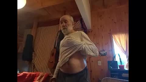 Papi Facu online show from 2, 3, 2025