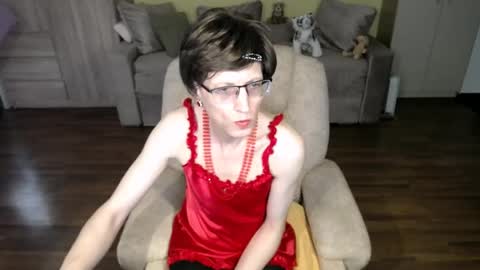 Snapshot of tvclementine chatting on 4, 6, 2026 Clementine online show from 4, 6, 2026