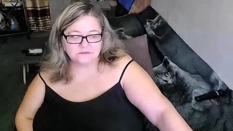 Lana online show from 6, 10, 2025