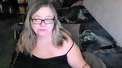 Lana online show from 13, 2, 2026