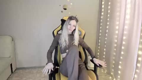 Snapshot of tvoikaif chatting on 12, 3, 2025 tvoikaif online show from 12, 3, 2025