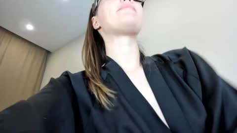 Snapshot of twerking_girl_ chatting on 28, 9, 2025 new hot online show from 28, 9, 2025