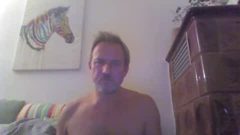 Snapshot of twiga72 chatting on 1, 12, 2025 twiga72 online show from 1, 12, 2025