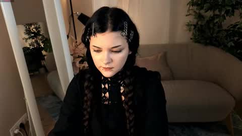 Snapshot of twilightwalk chatting on 14, 10, 2025 Melanie online show from 14, 10, 2025