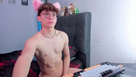 Snapshot of twink_dream__ chatting on 26, 9, 2025 jhony online show from 26, 9, 2025