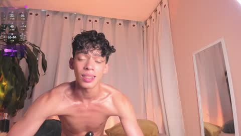 Snapshot of twink_lion chatting on 7, 2, 2025 Lion online show from 7, 2, 2025