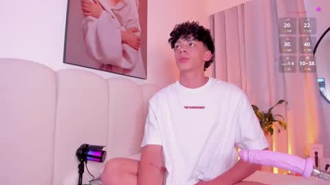 Snapshot of twink_lion chatting on 1, 10, 2025 Lion online show from 1, 10, 2025