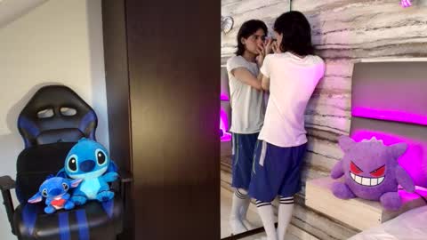 twinslovers_ online show from 20, 12, 2025