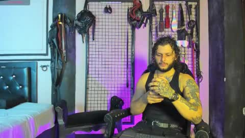 Clio  Tadeo online show from 9, 9, 2025