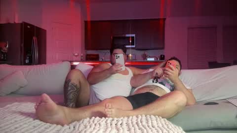 Twobears69 online show from 12, 1, 2026