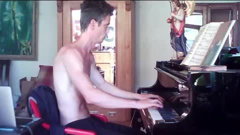 TobeBritta online show from 17, 9, 2025