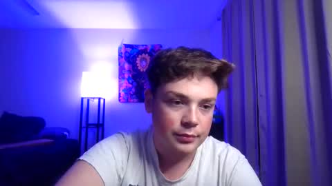 Snapshot of twunkincxxx chatting on 4, 10, 2025 twunkincxxx online show from 4, 10, 2025