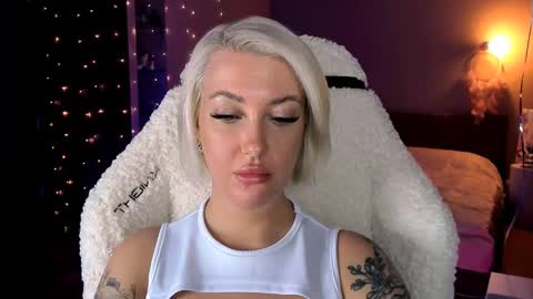 Snapshot of tykioty_miley chatting on 13, 12, 2024 Miley online show from 13, 12, 2024
