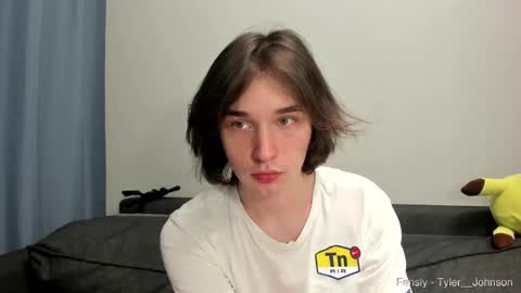 Snapshot of tyler__johnson chatting on 5, 2, 2025 Tyler johnson online show from 5, 2, 2025