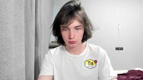 Snapshot of tyler__johnson chatting on 5, 2, 2025 Tyler johnson online show from 5, 2, 2025
