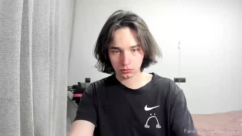 Snapshot of tyler__johnson chatting on 7, 2, 2025 Tyler johnson online show from 7, 2, 2025