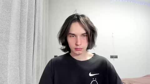 Snapshot of tyler__johnson chatting on 5, 3, 2025 Tyler johnson online show from 5, 3, 2025