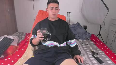 Snapshot of tyler_kane13 chatting on 9, 9, 2025 tyler_kane13 online show from 9, 9, 2025