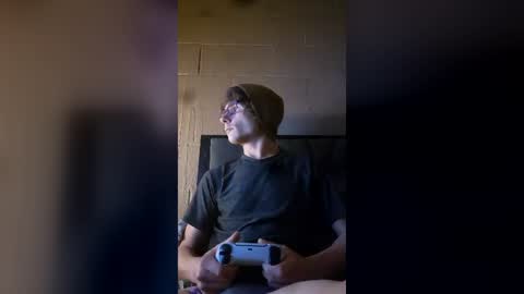 Snapshot of tylerlee199169 chatting on 18, 7, 2026 Tyler online show from 18, 7, 2026