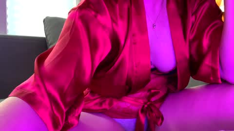 Snapshot of tylersands chatting on 1, 2, 2025 Tyler Sands online show from 1, 2, 2025
