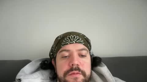 Tyleruzi online show from 23, 1, 2025