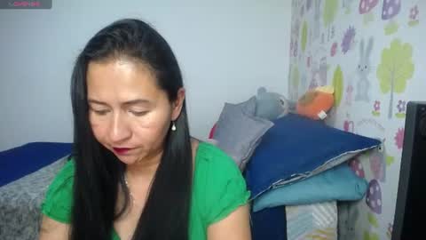 Snapshot of tyna_b chatting on 19, 6, 2026 Tyna online show from 19, 6, 2026