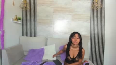 Snapshot of tyra_pettite chatting on 17, 6, 2026 tyra_pettite online show from 17, 6, 2026