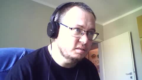 Snapshot of tyradi1991 chatting on 20, 6, 2026 tyradi1991 online show from 20, 6, 2026